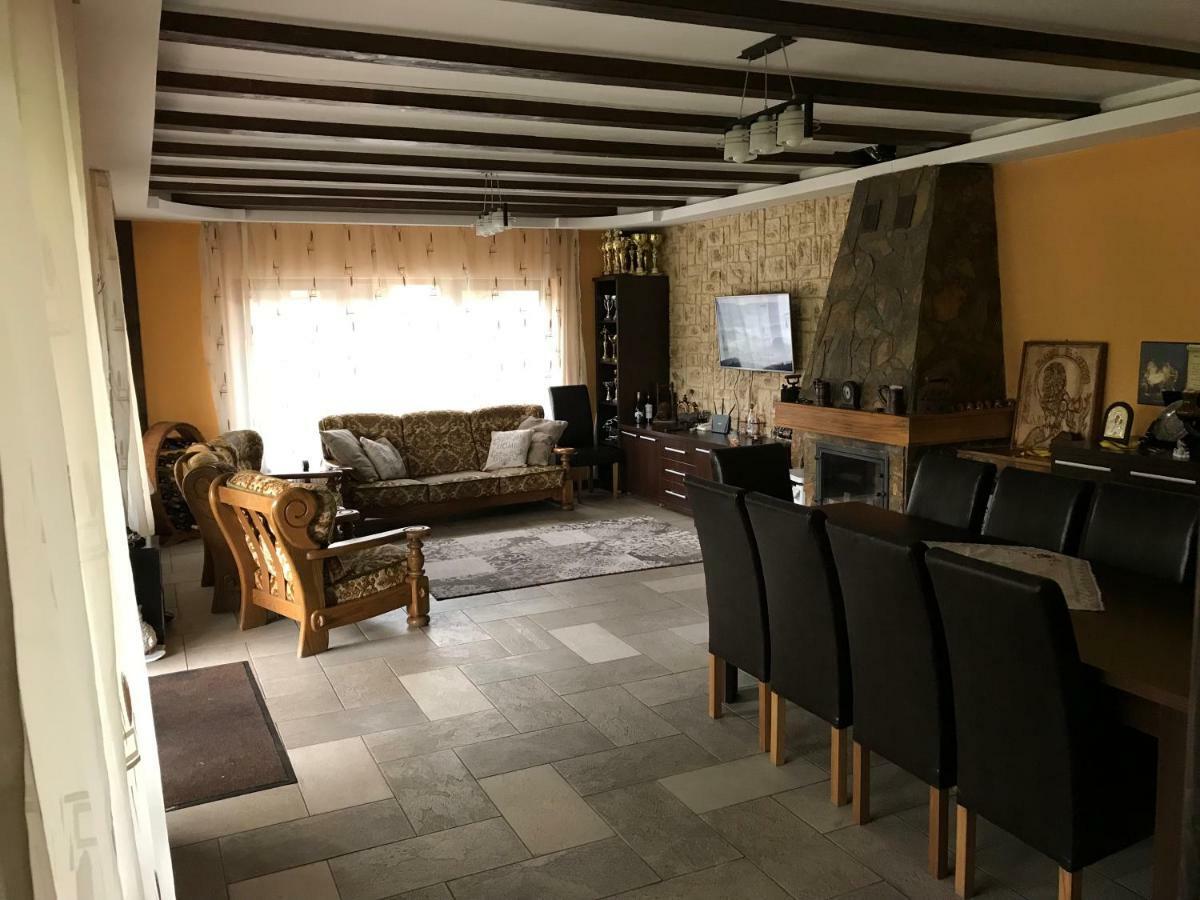 Pensiunea Raiul Muntilor Sebiş Buitenkant foto
